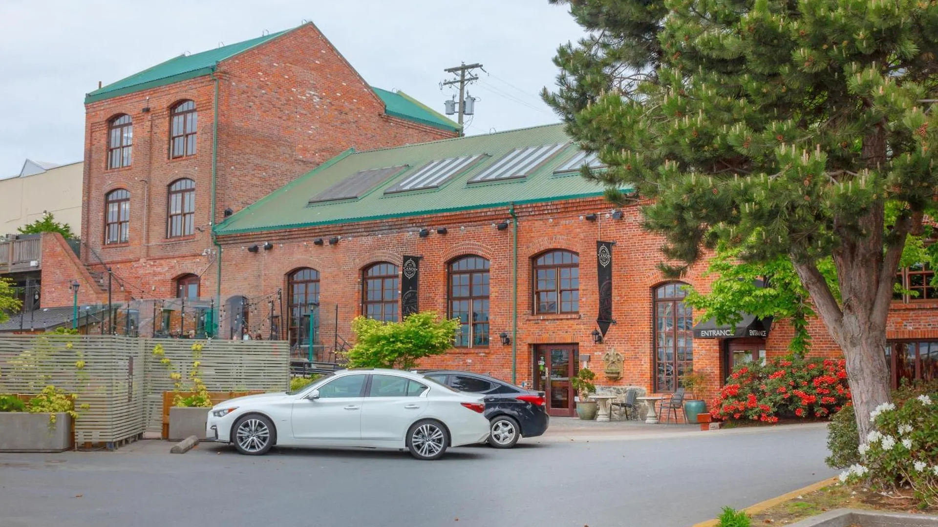 New Listing In Ironworks Building Victoria Apartment