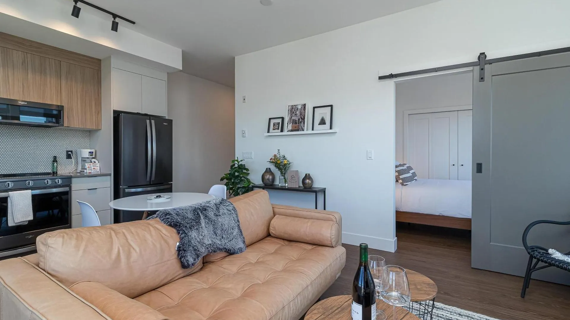 New Listing In Ironworks Building Victoria Apartment Canada
